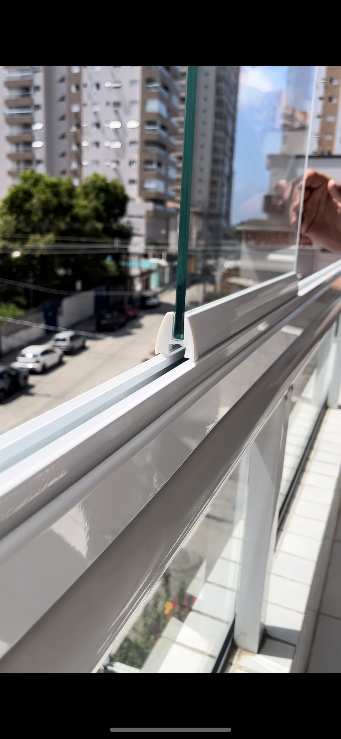 Alfavidro - Envidraçamento Sem Roldanas - Elegância, modernidade e sofisticação.